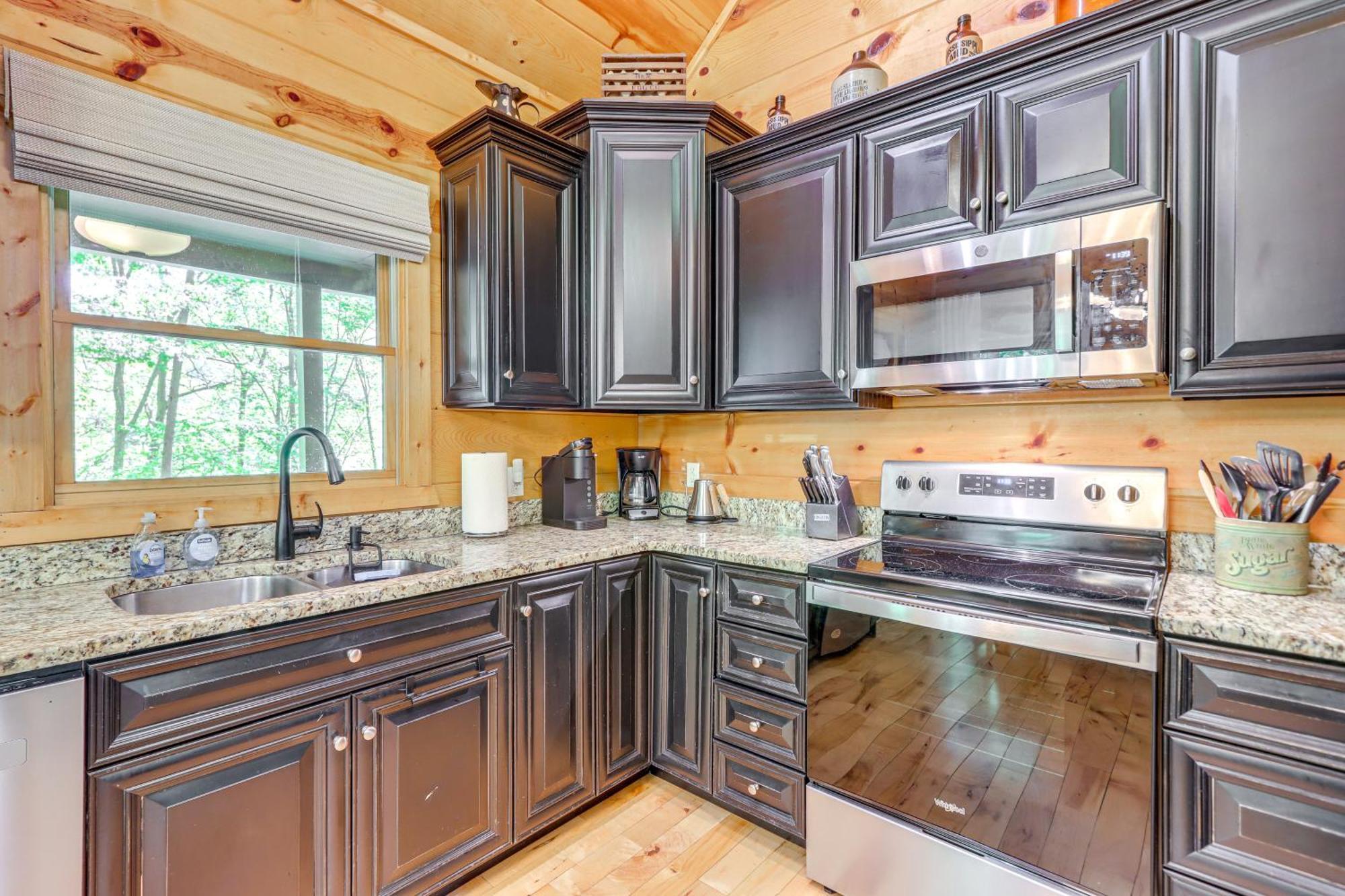 Lakeside Cabin Game Room, Dock, Orchard, Wineries Ellijay Exterior foto