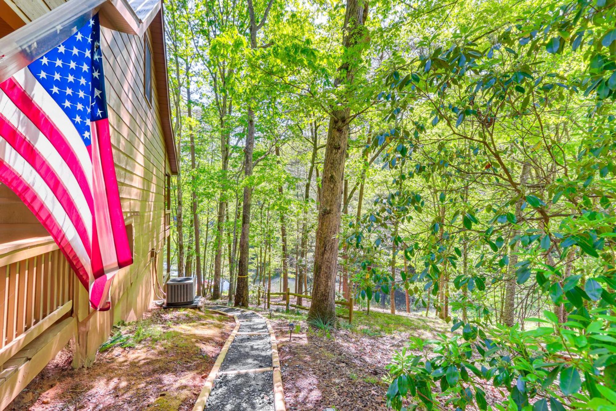 Lakeside Cabin Game Room, Dock, Orchard, Wineries Ellijay Exterior foto